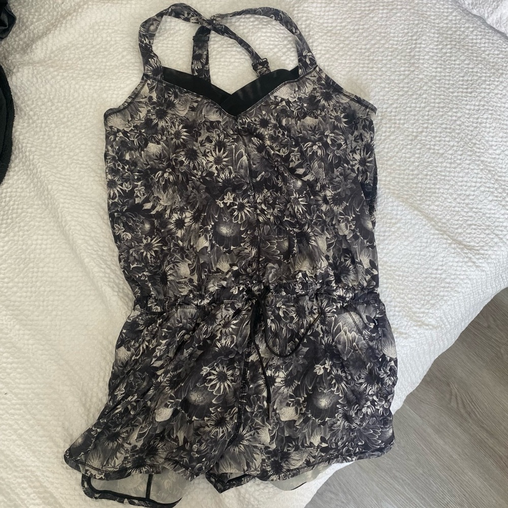 lululemon Size 8 Floral Romper